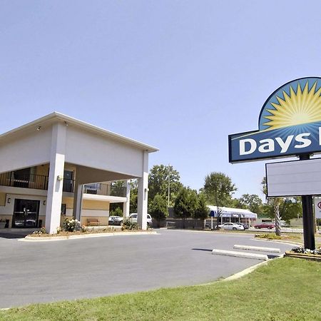 Days Inn Cheraw Exterior foto